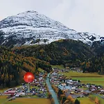 Griable Steeg